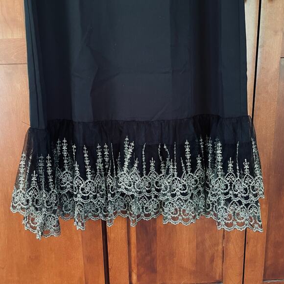 Pomander Place Black Lillith Dress Lace Maxi Size Large - Picture 6 of 11